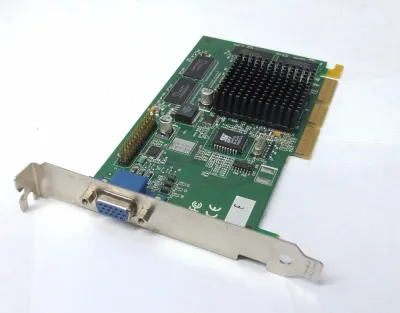 0040U - Dell 32MB AGP Graphics Card