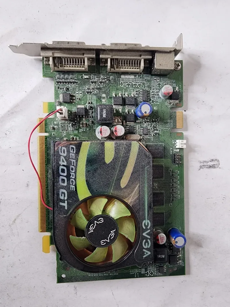 01G-P3-N945-LA - EVGA GeForce 9400 GT 1GB 128-Bit GDDR2 PCI Express 2.0 x16 HDCP Ready SLI Support Video Graphics Card