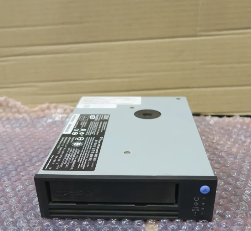 0F760M - Dell 400/800GB Ultrium LTO-3 SCSI/LVD HH Internal Tape Drive