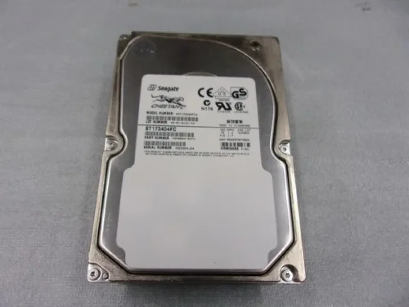 0R8714 - Dell 73GB 10000RPM Fibre Channel 2GB/s 16MB Cache 3.5-inch Hard Disk Drive