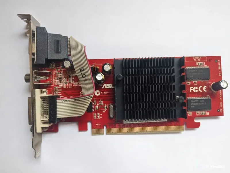 102-A25904-00 - ATI Radeon X300SE 128MB PCI Express DMS-59 Output Video Graphics Card