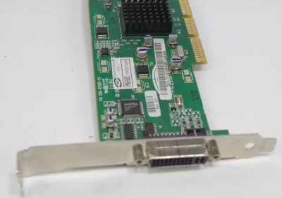109-81100 - Dell ATI Radeon AGP Graphics EVC