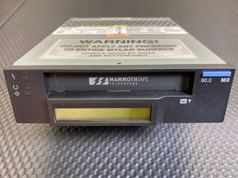 19P0708 - IBM 60/150GB 8mm Mammoth-2 SCSI/LVD Internal HH Tape Drive