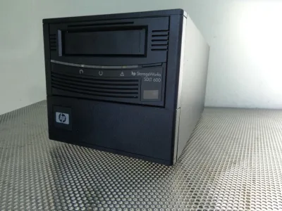 360287-002 - HP Storageworks 300/600GB Super DLT Low Voltage Differential (LVD) Single Ended External Tape Drive Carbon