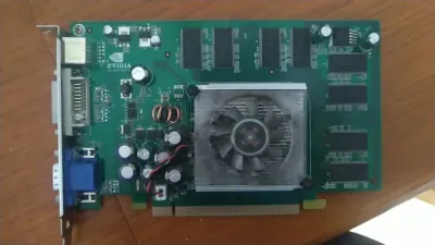 374358-001 - HP Nvidia Quadro FX 540 128MB DDR 128-Bit PCI Express x16 Video Graphics Card