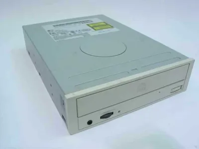 45UXR - Dell 8X CD-RW and CD-ROM Unit