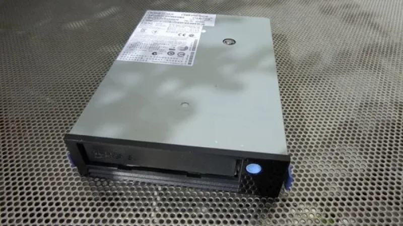 46X5683 - IBM 1.50TB/3TB LTO Ultrium-5 HH SAS Internal Tape Drive