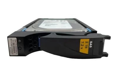 005049670 - EMC 200GB SAS 6GB/s 2.5-inch Solid State Drive with 3.5-inch Caddy