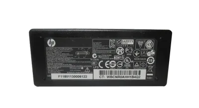 594906-001 - HP 30-Watts 19V 1.58A AC Adapter