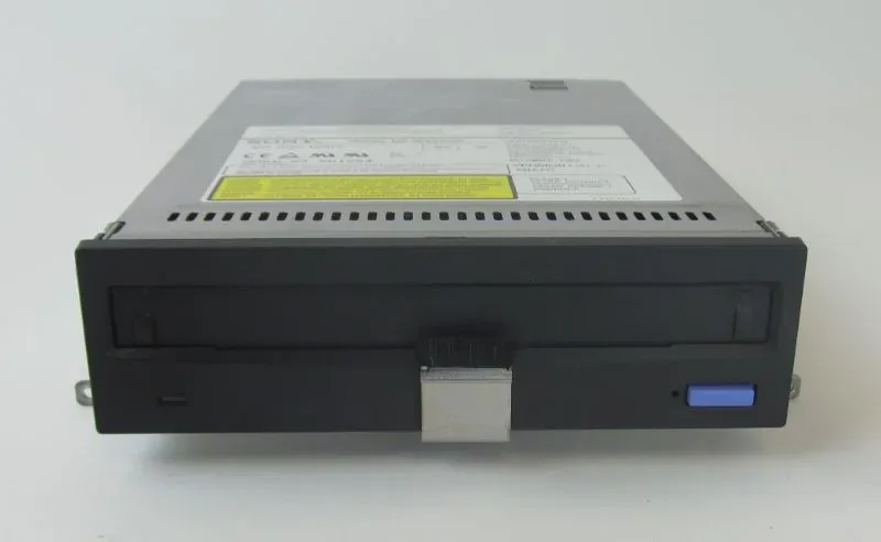 59H4393 - IBM 5.2GB SCSI Optical Tape Drive