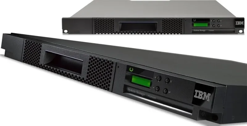 6171S4R - IBM TS2900 Tape Autoloader with LTO-4 HH SAS