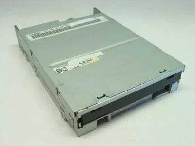 75H9550 - IBM Internal Floppy Drive - 1.44 MB - IDC - 3.50 Internal