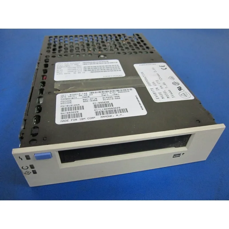 8191044 - IBM 5/10GB 8mm 8205 SCSI/se Internal HH Tape Drive for Rs/6000