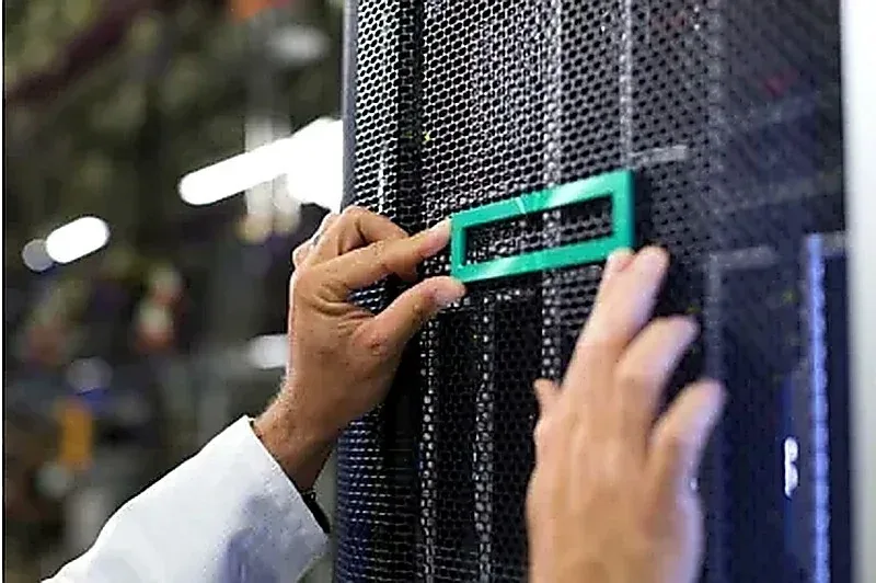 HPE 866470-B21 2 x Ports 10GbE 568FLR-T Network Adapter for ProLiant DL180 Gen10 Server. In Stock
