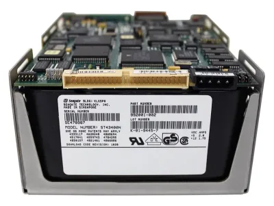 992001-002 - Seagate 2.9GB 5400RPM Fast SCSI 5.25-inch Hard Drive