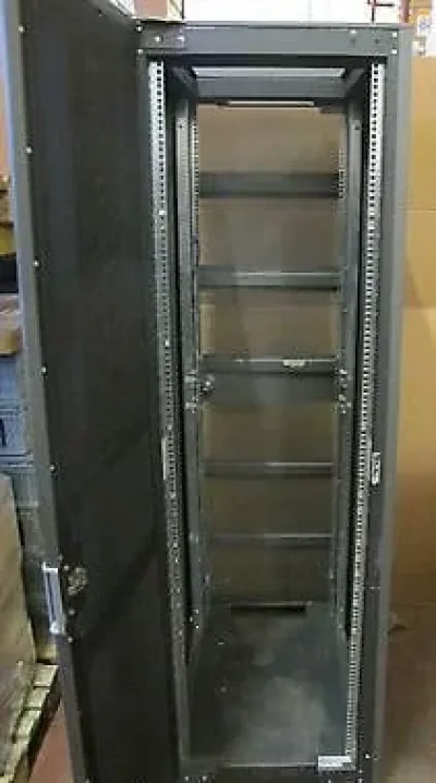 A4902D - HP System/E 41U Rack