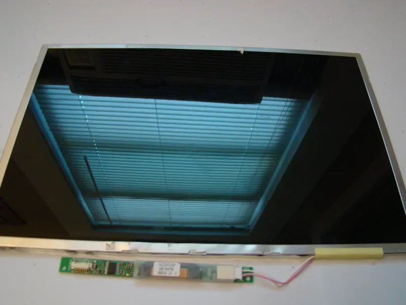 B121EW03 - Dell 12.1-inch (1280X800) WXGA LCD Panel (Glossy) for Dell Latitude D420