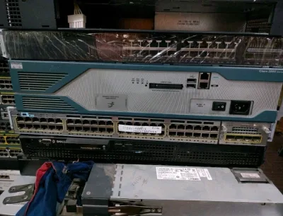 Cisco C2851-VSEC-SRST/K9 2851 Integrated Services Router 2 x 10/100/1000Base-T LAN 2 x AIM, 4 x HWIC, 1 x NME-XD, 2 x PVDM, 1 x PVDM, 1 x EVM, 1 x CompactFlash (CF) Card Integrated Services Router