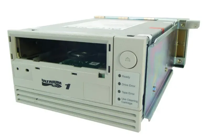 C7369-20861 - HP 100GB (Native) / 200GB (Compressed) LTO1 Ultrium 230 SCSI LVD Single Ended 68-Pin 5.25-Inch Internal Tape Drive