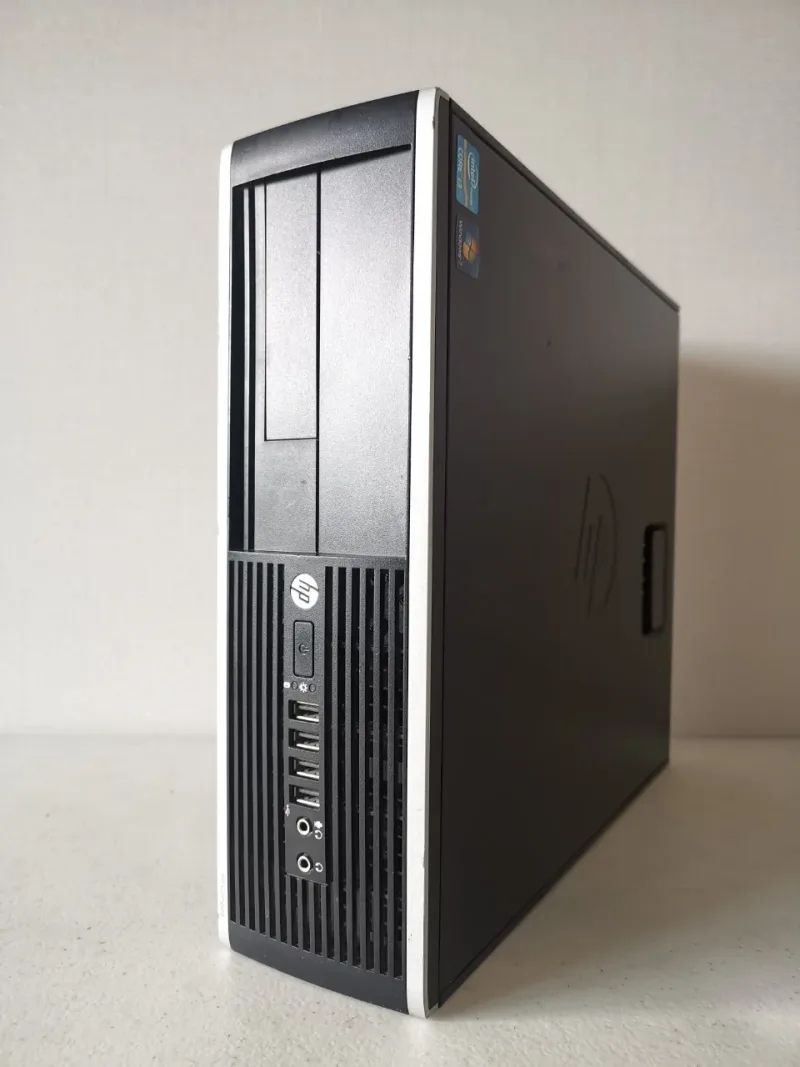C7369-61600 - HP 100GB (Native) / 200GB (Compressed) LTO1 Ultrium 230 SCSI LVD Single Ended 68-Pin 5.25-Inch Internal Tape Drive