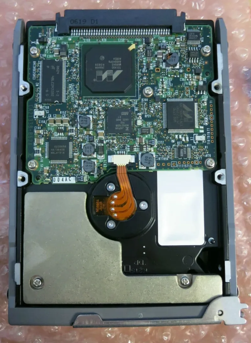 CA06227-B42000SU - Fujitsu Enterprise 73GB 15000RPM Ultra-320 SCSI 80-Pin Hot-Pluggable 8MB Cache 3.5-inch Hard Disk Drive