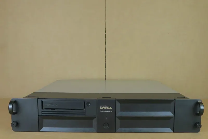 CC011 - Dell 400/800GB Ultrium Lto-3 Fh Rack Unit Pv114t SCSI Lvd