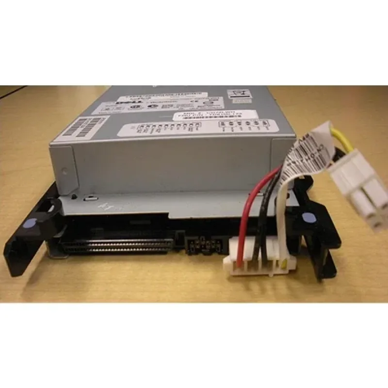 CD72LWH - Dell Quantum 36GB / 72GB DAT 72 SCSI 68-Pin LVD 5.25-inch Tape Drive