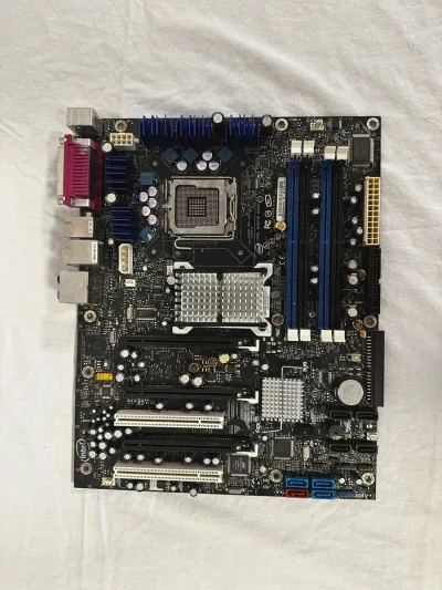 D10351-303 - Intel Server Motherboard