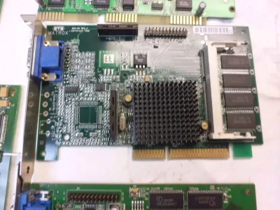 D5756-63501 - Matrox 8MB AGP with VGA Output Video Graphics Card
