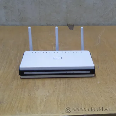 D-Link DIR-655/DE Xtreme N DIR-655 Gigabit Router 1 x 10/100/1000Base-TX WAN, 4 x 10/100/1000Base-TX LAN IEEE 802.11n (draft) 54Mbps Wireless Router