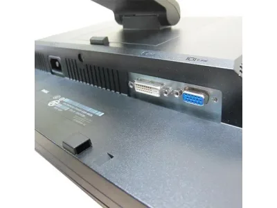 E2209WC - Dell 22-inch WideScreen LCD Monitor with DVI-D / VGA (HD-15) Connectors and Stand