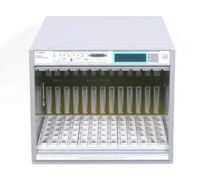 E8404A - HP Agilent Vxi Mainframe Chassis W +sm8001 Plug In Switch