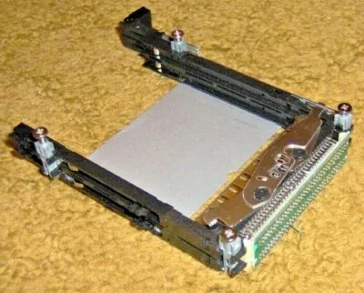 F2072-60919 - HP PCMCIA Socket Assembly for OmniBook 6000 Notebook