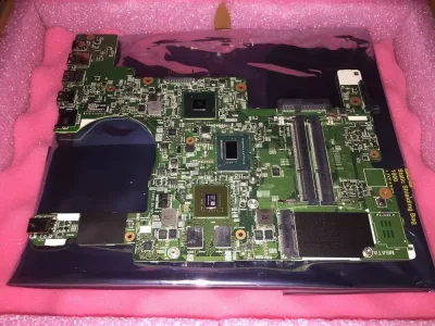 GNR2R - Dell System Board i7-3517U for Inspiron 15z 5523