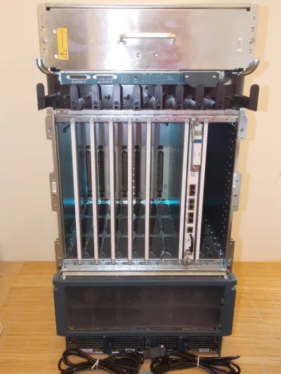 Cisco GSR10/200-AC-RF 12410 Router Chassis 10 x Expansion Slot 1 x 10/100Base-TX Management