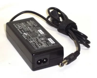 GY470 - Dell 65-Watts AC Adapter for E-Series