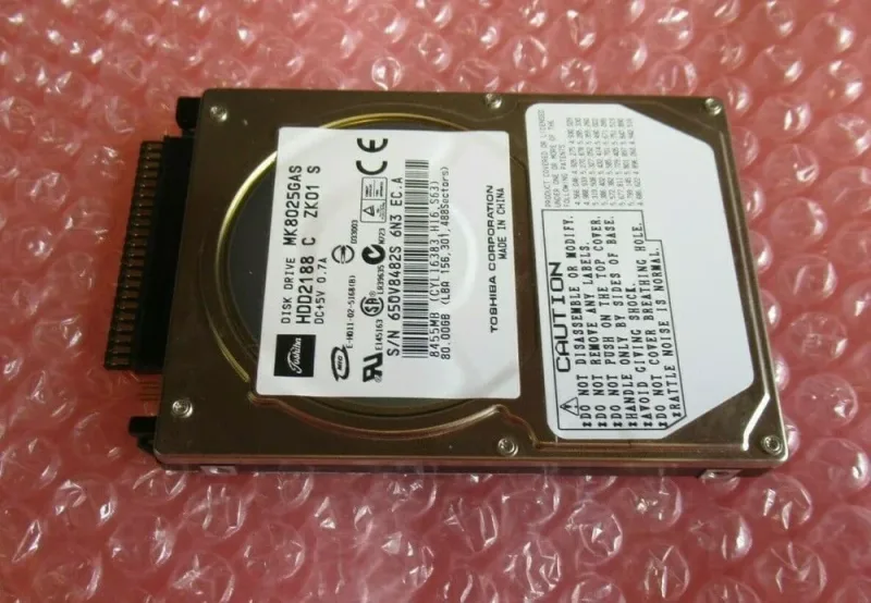 HDD2D08C - Toshiba 100GB 5400RPM IDE ATA-100 8MB Cache 9.5mm 2.5-Inch Laptop Hard Drive