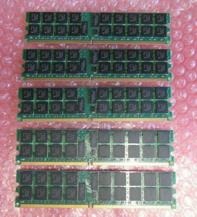 Qimonda HYS72T256220HP-3SB/H 2GB DDR2-667MHz PC2-5300 ECC Registered CL5 240-Pin DIMM Dual Rank Memory Module