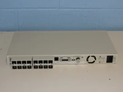 J2060A - HP DTC 16TN Telnet Terminal Server