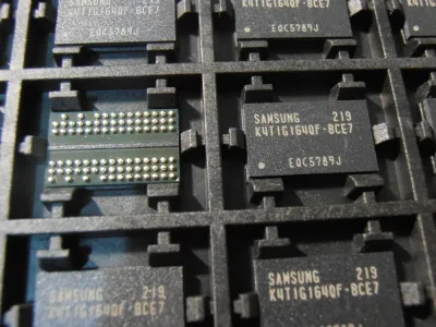 K4T1G164QF-BIE6 - Samsung DDR2-667MHz 64Mx16 Pb-Free DRAM Memory Chip