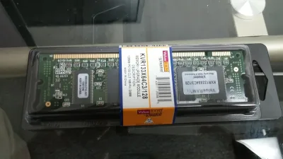 Kingston Technology KTC-EN133/64 64MB 133MHz PC133 non-ECC Unbuffered CL3 168-Pin DIMM 3.3V Memory Module