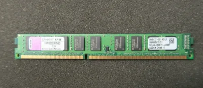 Kingston Technology KVR1333D3E9S/2GI 2GB DDR3-1333MHz PC3-10600 ECC Unbuffered CL9 240-Pin DIMM 1.5V Dual Rank Memory Module