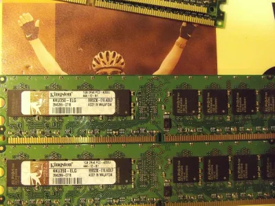 Kingston KVR533D2S4/512 512MB DDR2-533MHz PC2-4200 non-ECC Unbuffered CL4 200-Pin SoDimm Memory Module