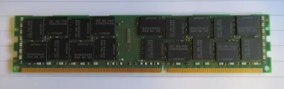M393B2G70EB0-YK0 - Samsung 16GB DDR3-1600MHz PC3-12800 ECC Registered CL11 240-Pin DIMM 1.35V Low Voltage Dual Rank Memory Module