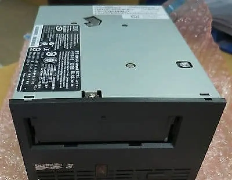 M7449 - Dell 400/800GB LTO-3 SCSI/LVD FH Internal Tape Drive