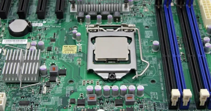 MBD-X9SCL-F-B - Supermicro LGA1155/ Intel C202 PCH/ DDR3/ V/2GbE/ MicroATX Server Motherboard