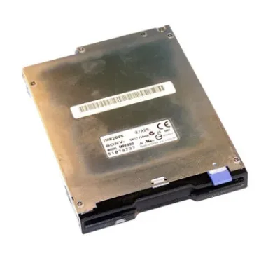 MPF820 - Dell 1.44MB Floppy Drive for D7682