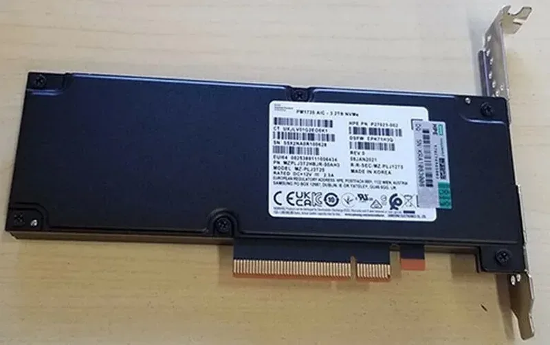 Samsung MZPLJ3T2HBJR-00AH3 PM1735 3.2TB Multi-Level Cell PCI Express NVMe 4.0 x8 HHHL Enterprise Solid State Drive (OEM)