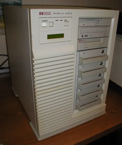 P1824A - HP NetServer LP 2000R Intel Pentium PIII 866MHz CPU 256MB RAM Server