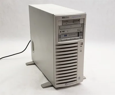 P2461T - HP Netserver E800 Pentium III 866MHz 128MB CD 9.1GB DDS3